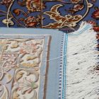 Seidenteppich Mojan hellblau 150x225 Viskose-Seide Perserteppich