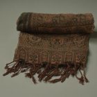 Eleganter Damen Schal 215x105 dunkelgrün mit authentischem Muster